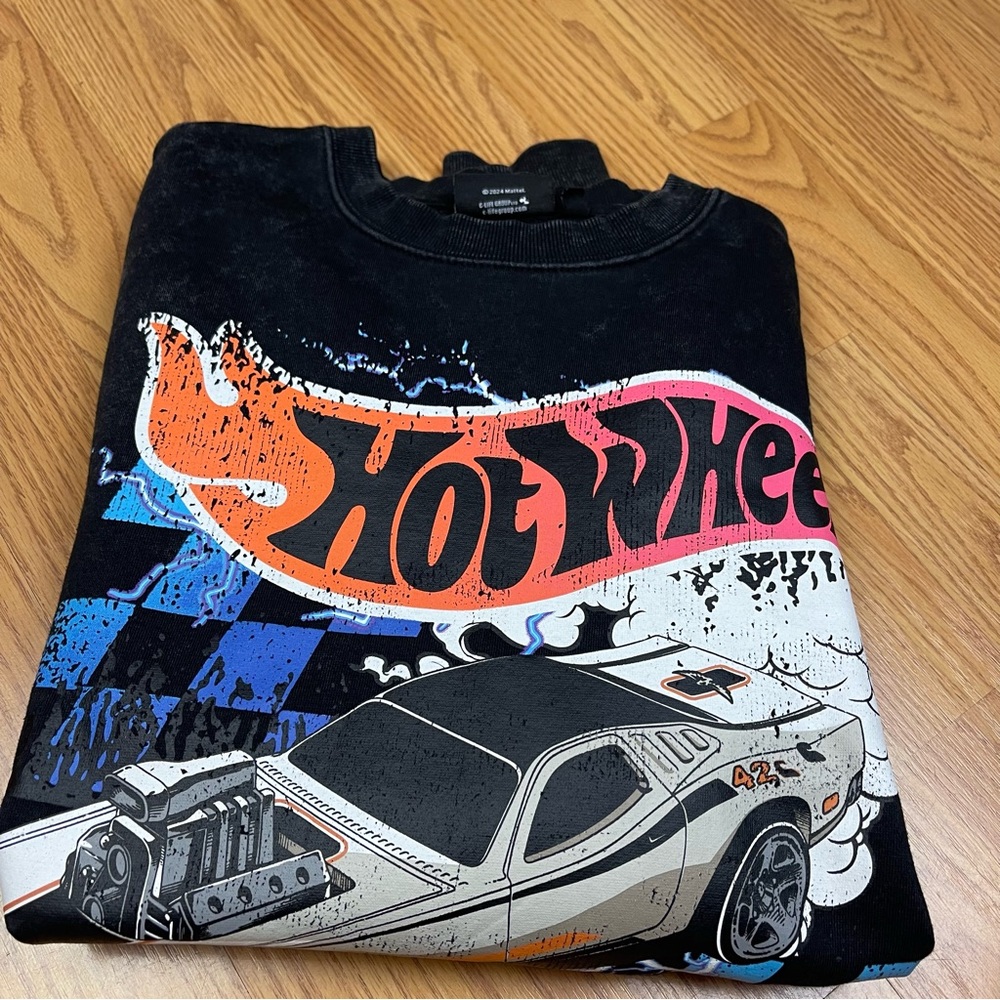 Hot Wheels Made To Race Lighting Washed Black Graphic Crewneck Sweater